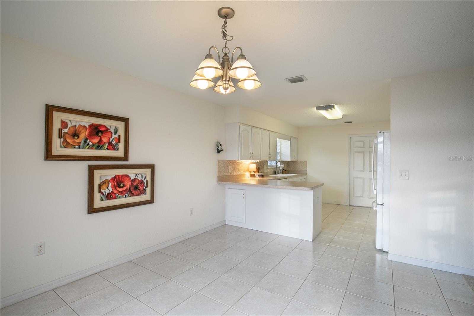 TAVARES LAKE SAUNDERS POINTE LT 01 - Residential