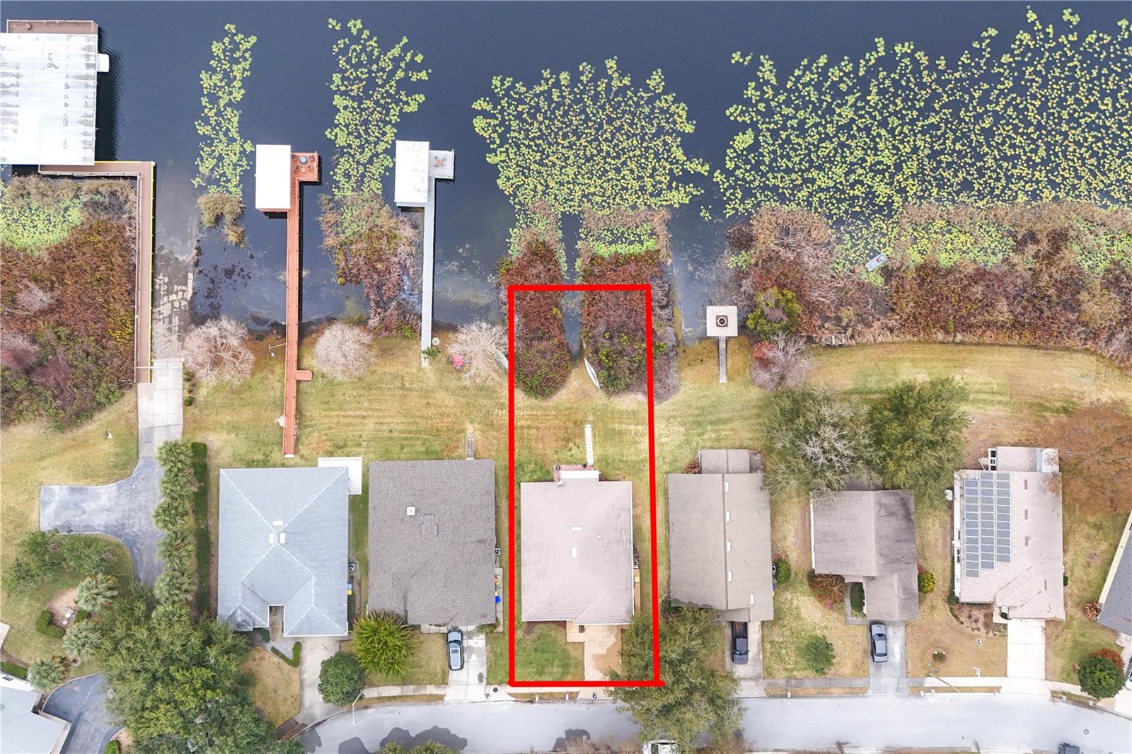 TAVARES LAKE SAUNDERS POINTE LT 01 - Residential