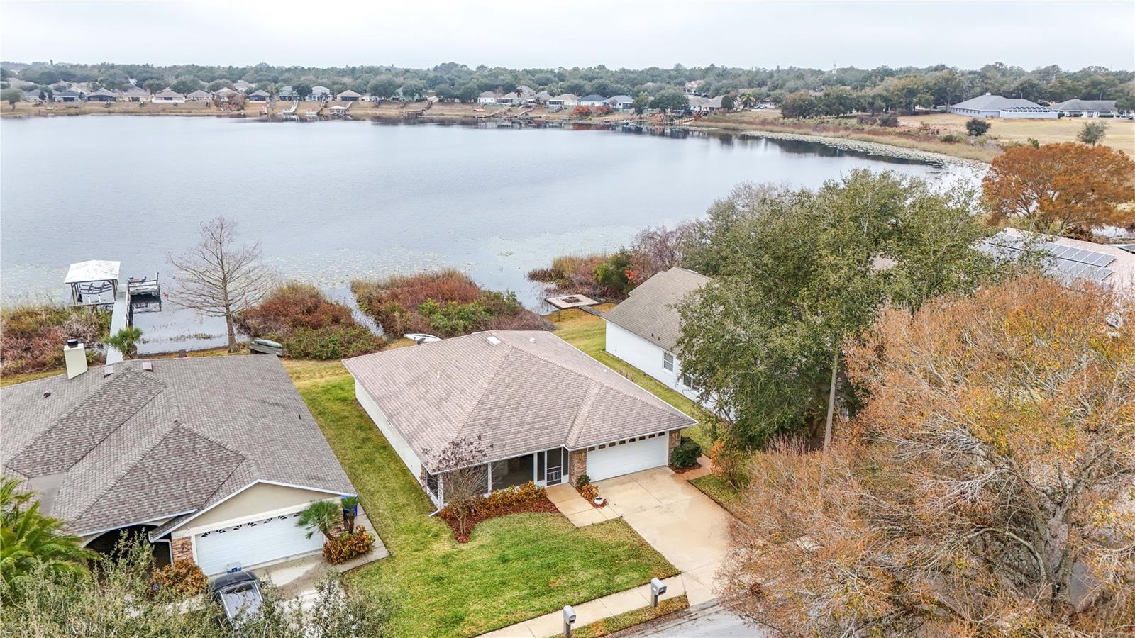 TAVARES LAKE SAUNDERS POINTE LT 01 - Residential