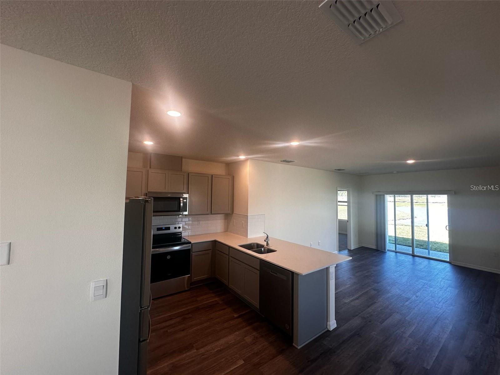 WYNWOOD - Residential Lease