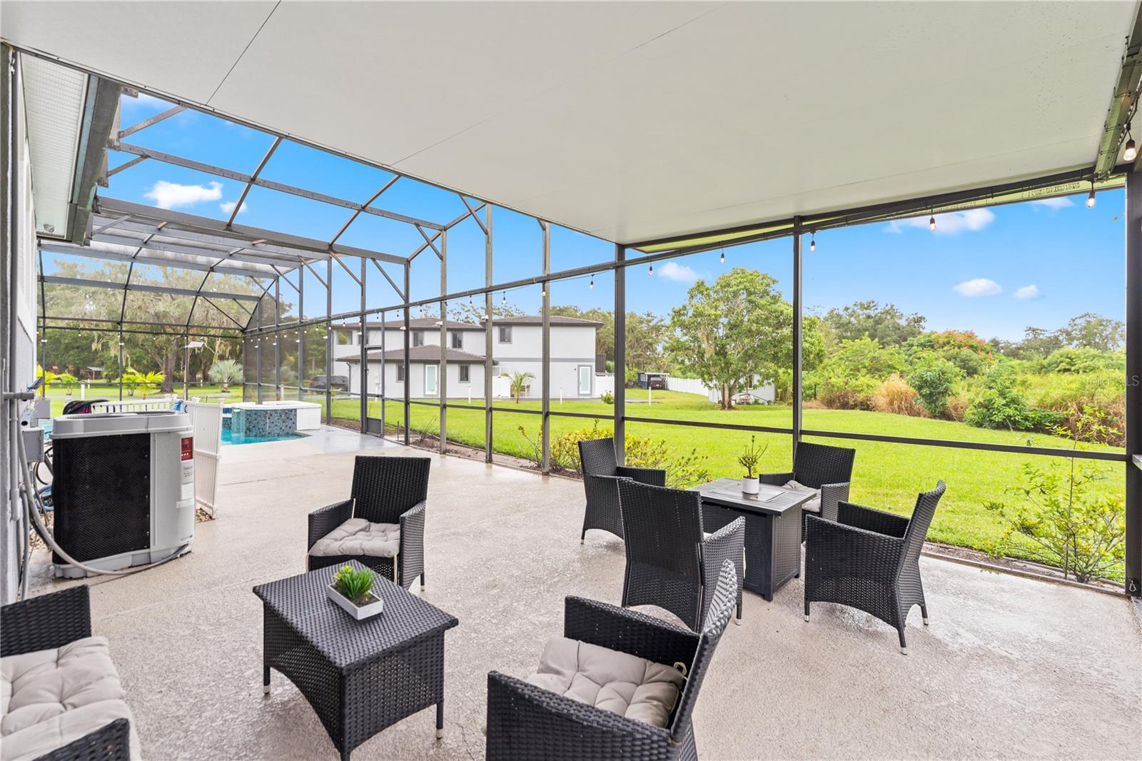 KENLEIGH OAKS - Residential