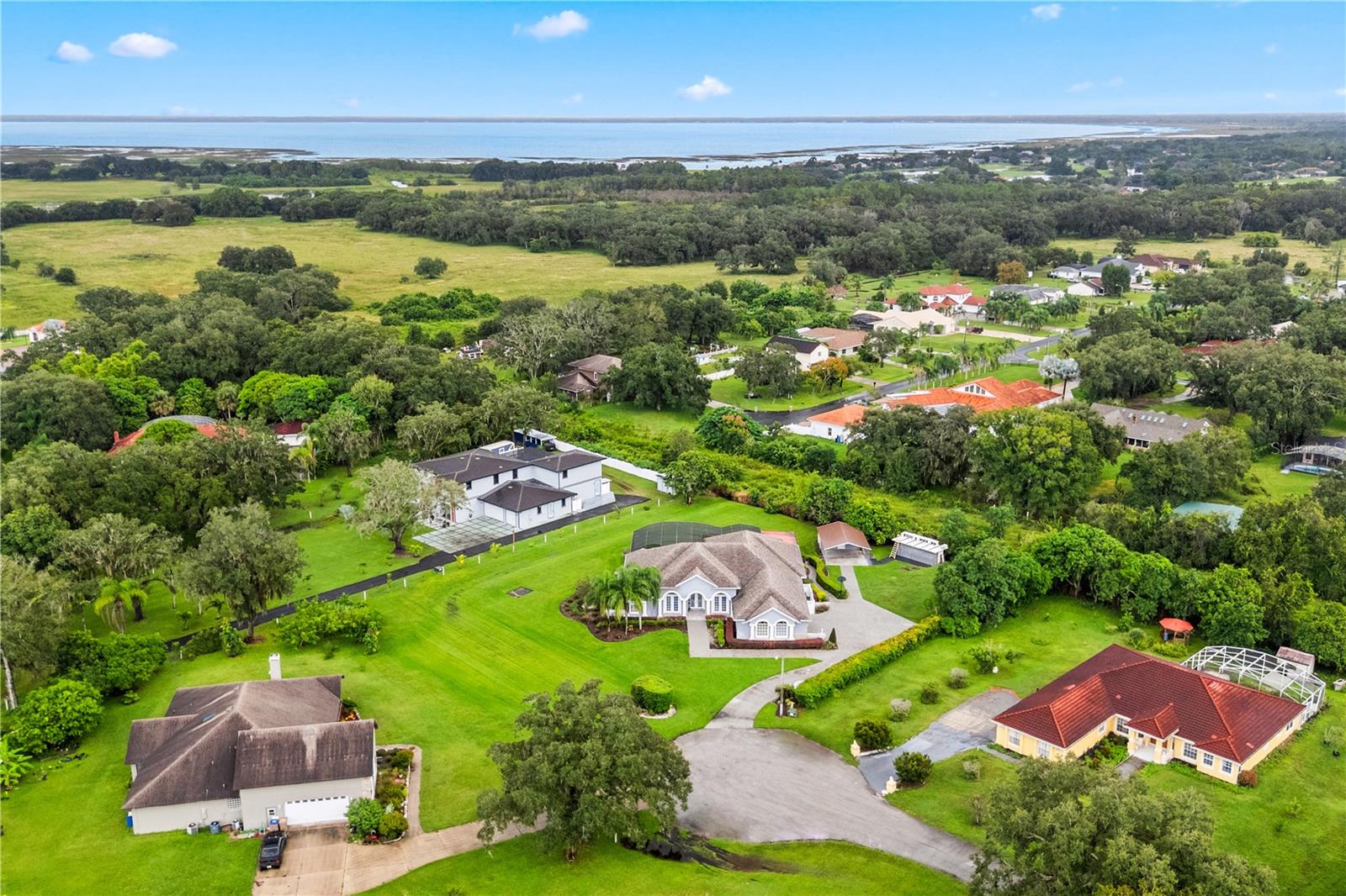 KENLEIGH OAKS - Residential
