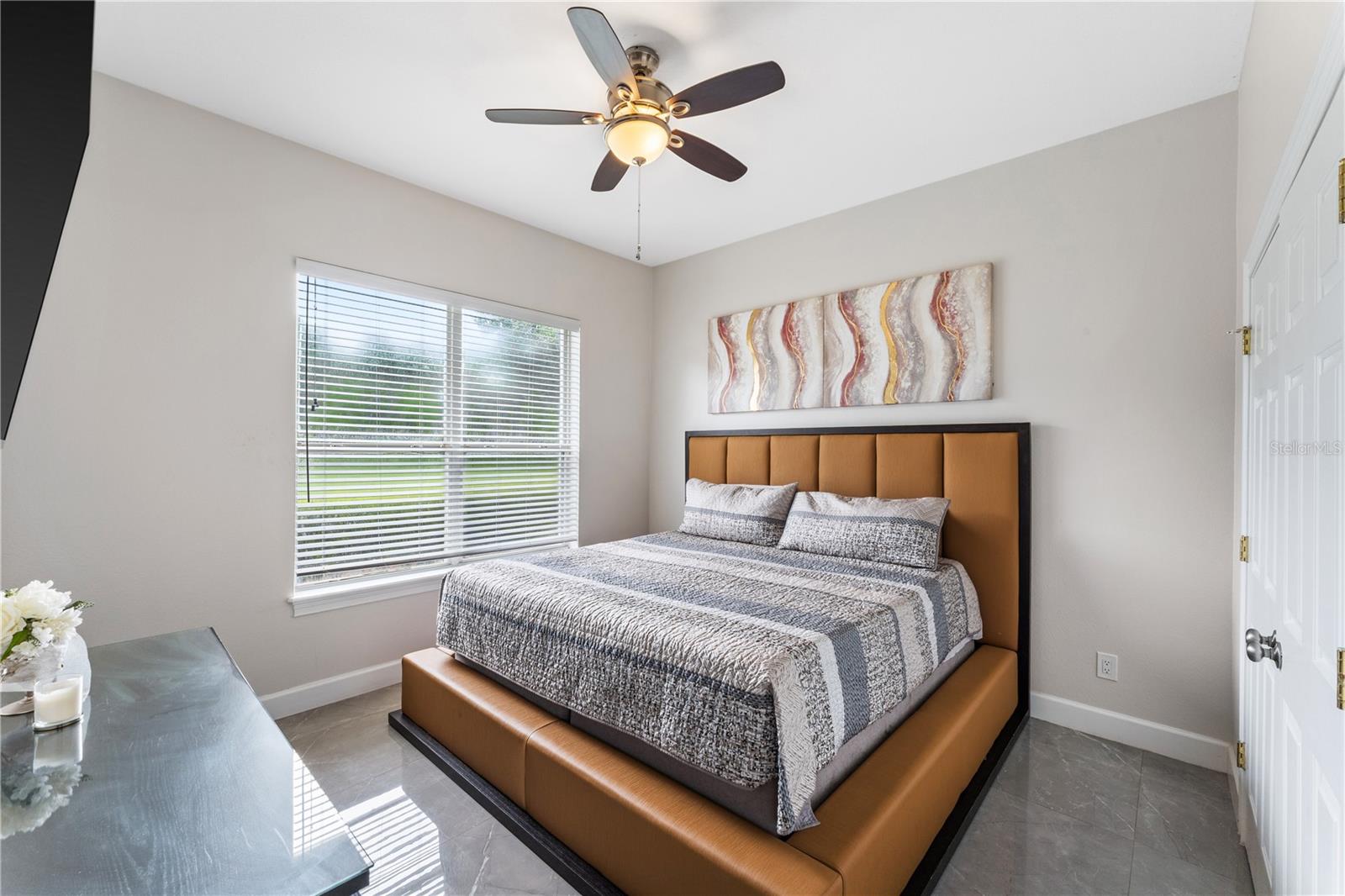 KENLEIGH OAKS - Residential