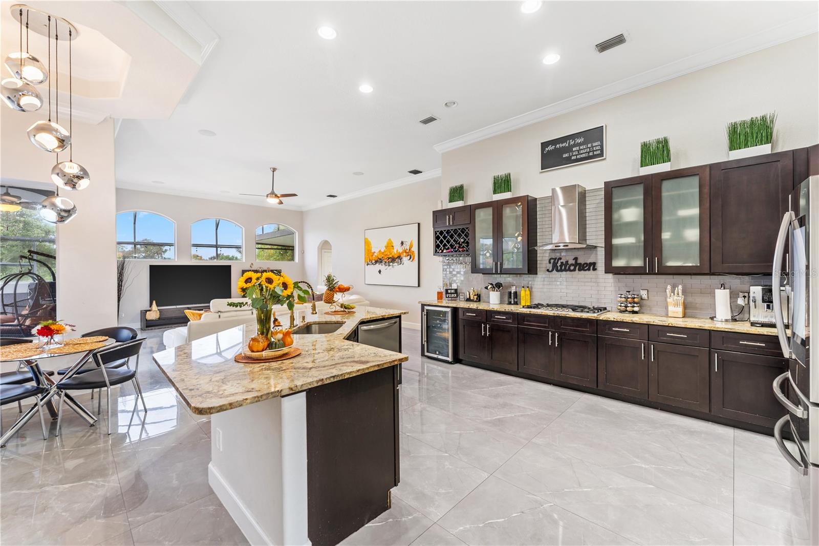 KENLEIGH OAKS - Residential