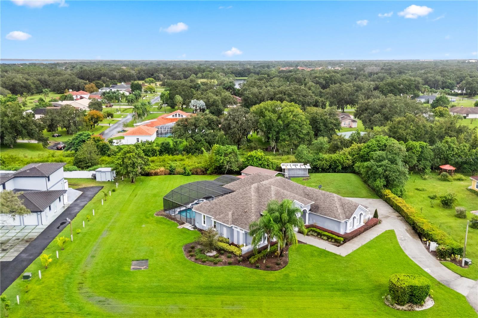 KENLEIGH OAKS - Residential