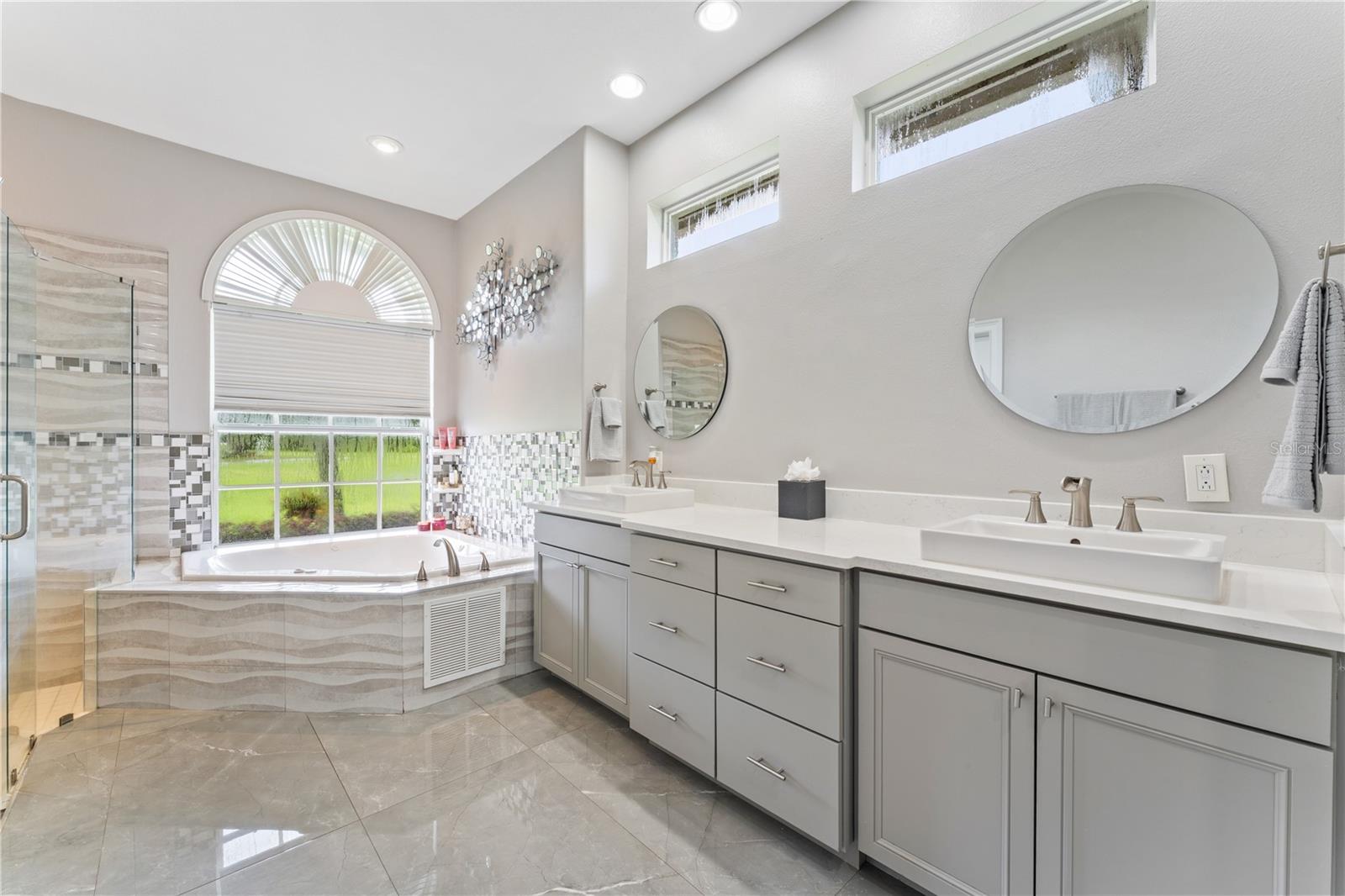 KENLEIGH OAKS - Residential