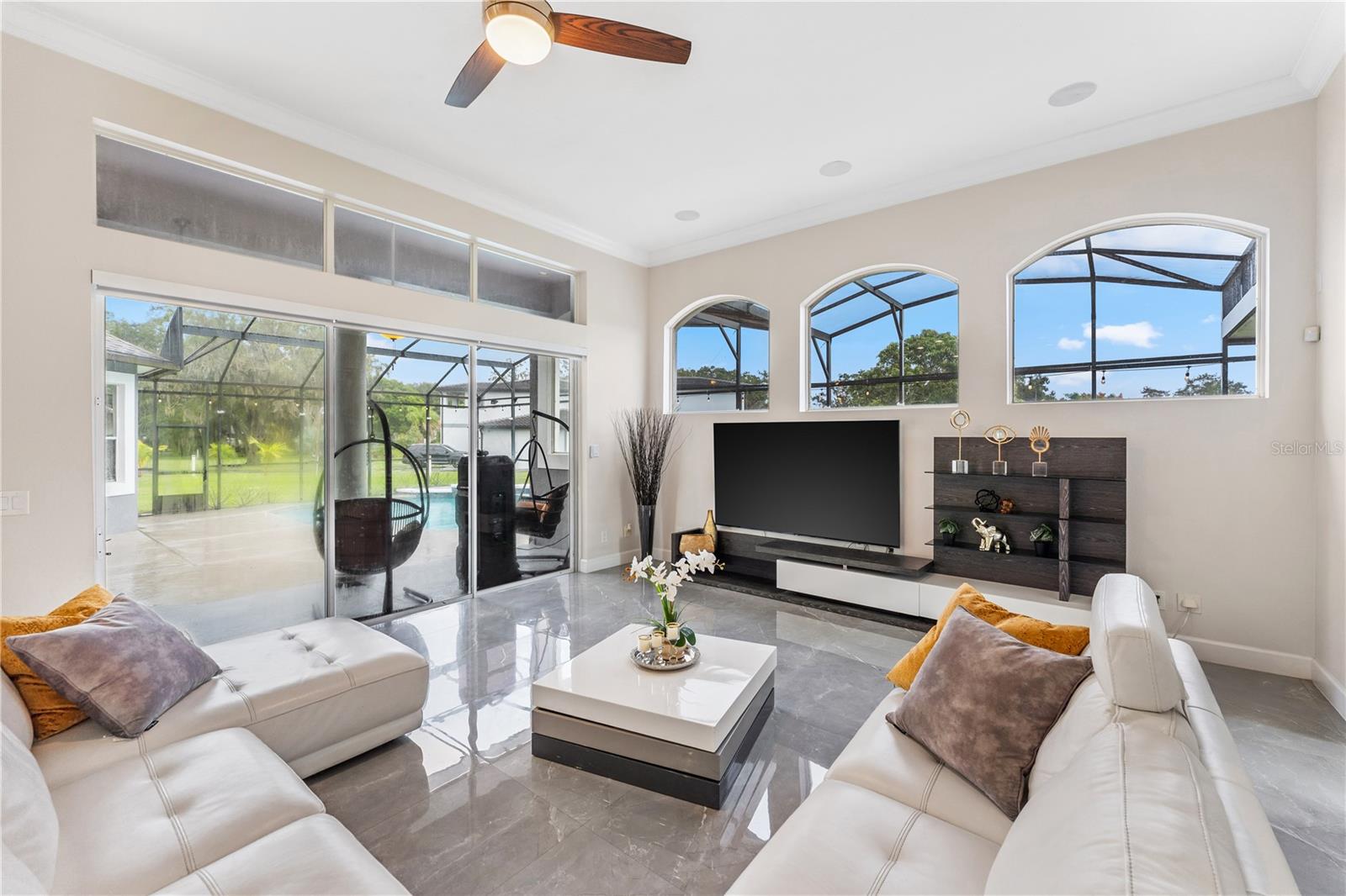 KENLEIGH OAKS - Residential
