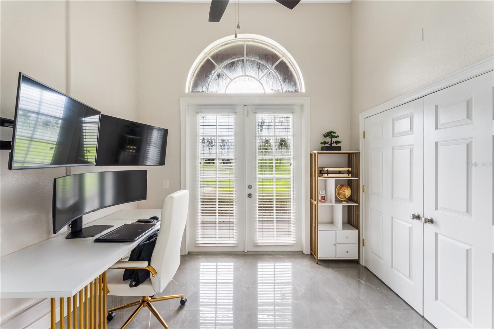 KENLEIGH OAKS - Residential