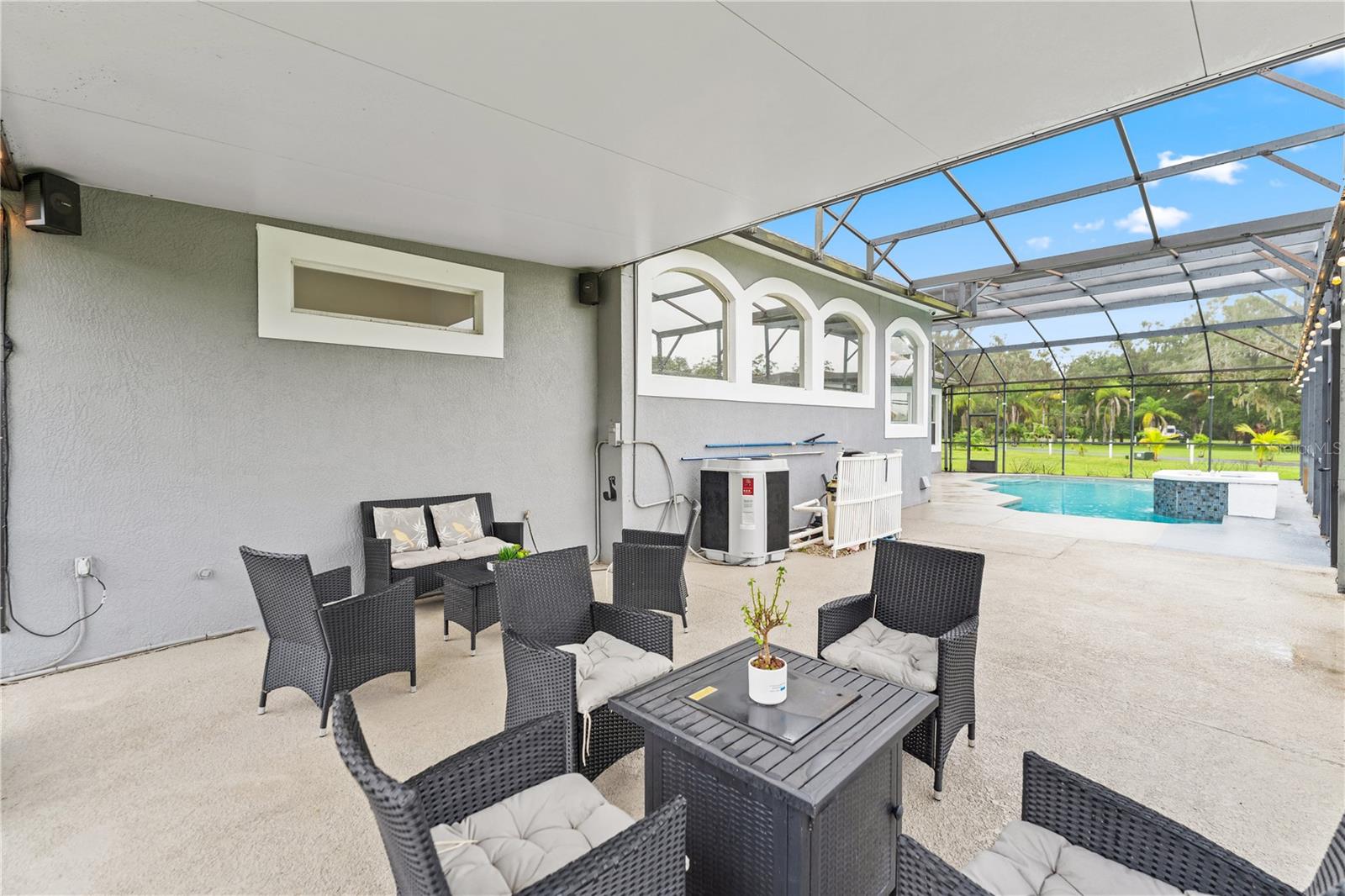 KENLEIGH OAKS - Residential