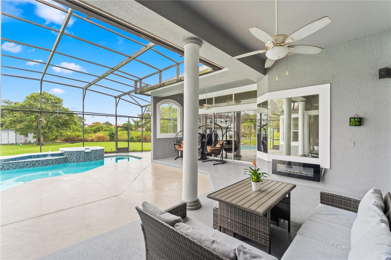 KENLEIGH OAKS - Residential