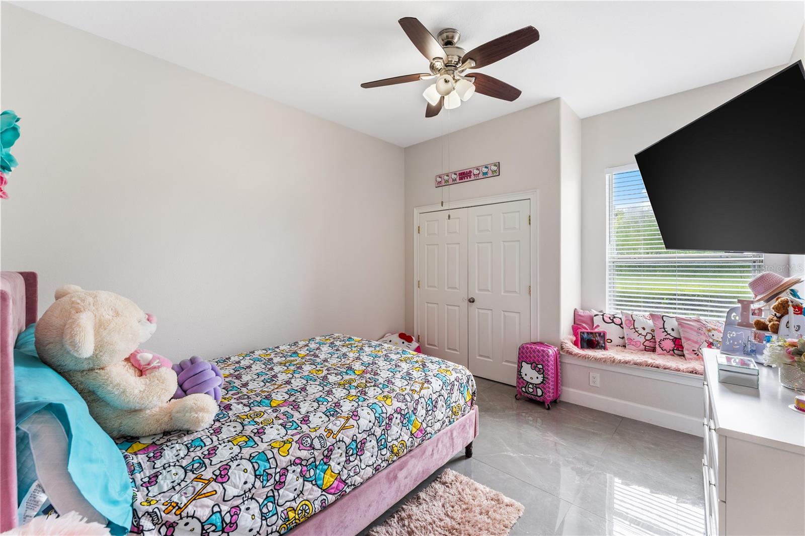 KENLEIGH OAKS - Residential