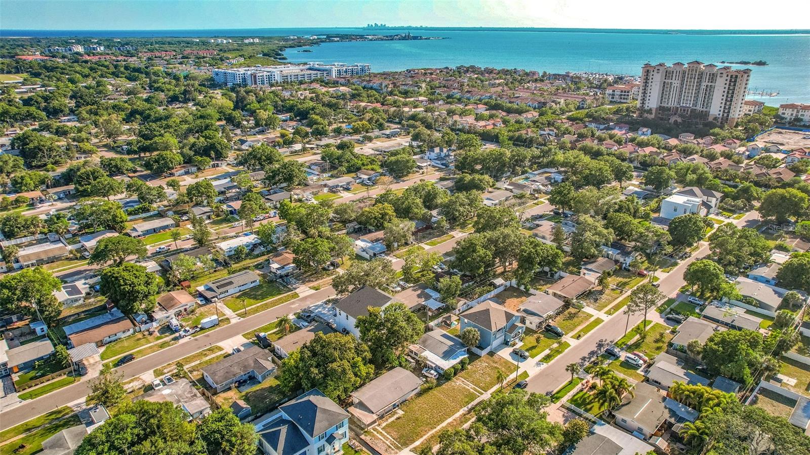 GANDY GARDENS 1 - Land