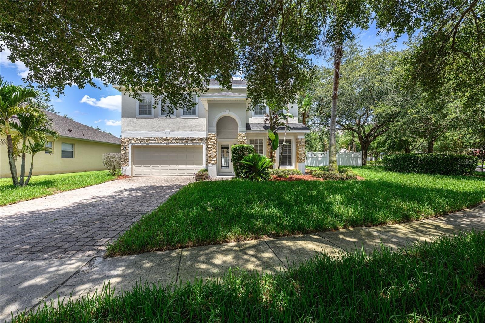 809 KAZAROS CIRCLE