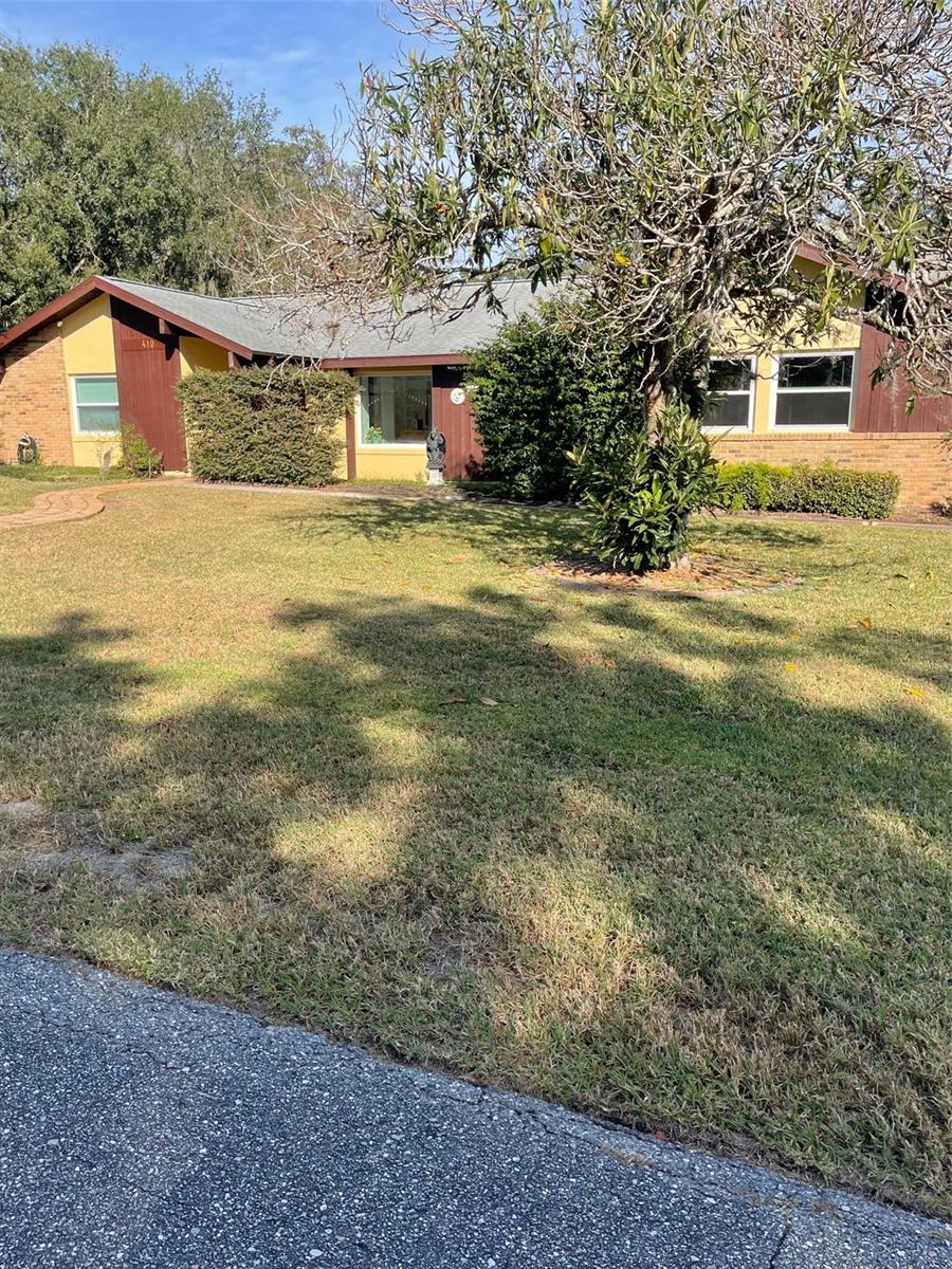 HOWEY GRIFFIN VILLAGE - Residential