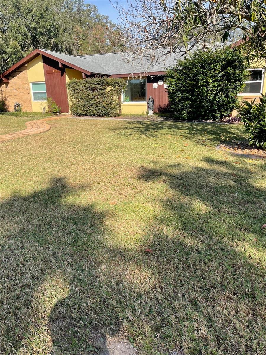 HOWEY GRIFFIN VILLAGE - Residential