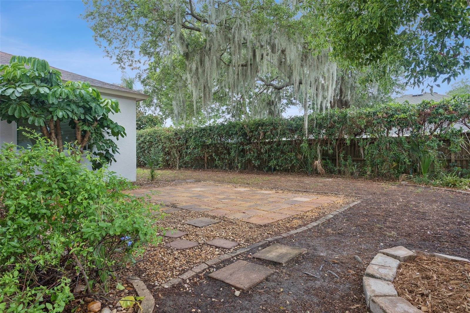 ASHLEY OAKS UNIT III - Residential