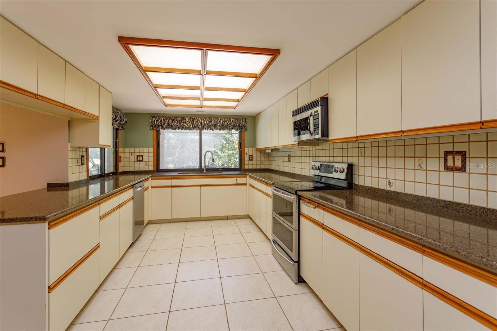 WEKIVA CLUB ESTATES SEC 05 - Residential