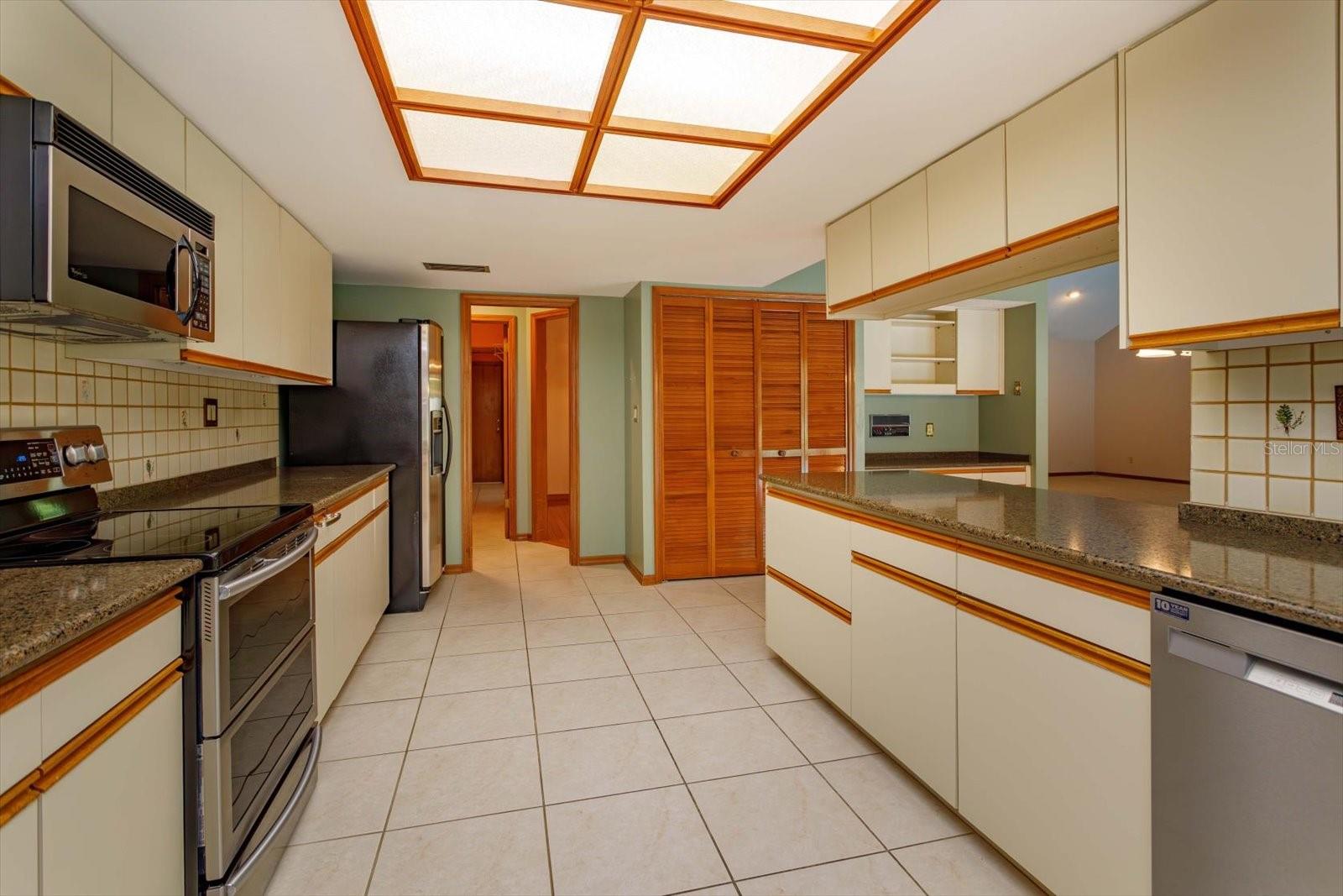WEKIVA CLUB ESTATES SEC 05 - Residential