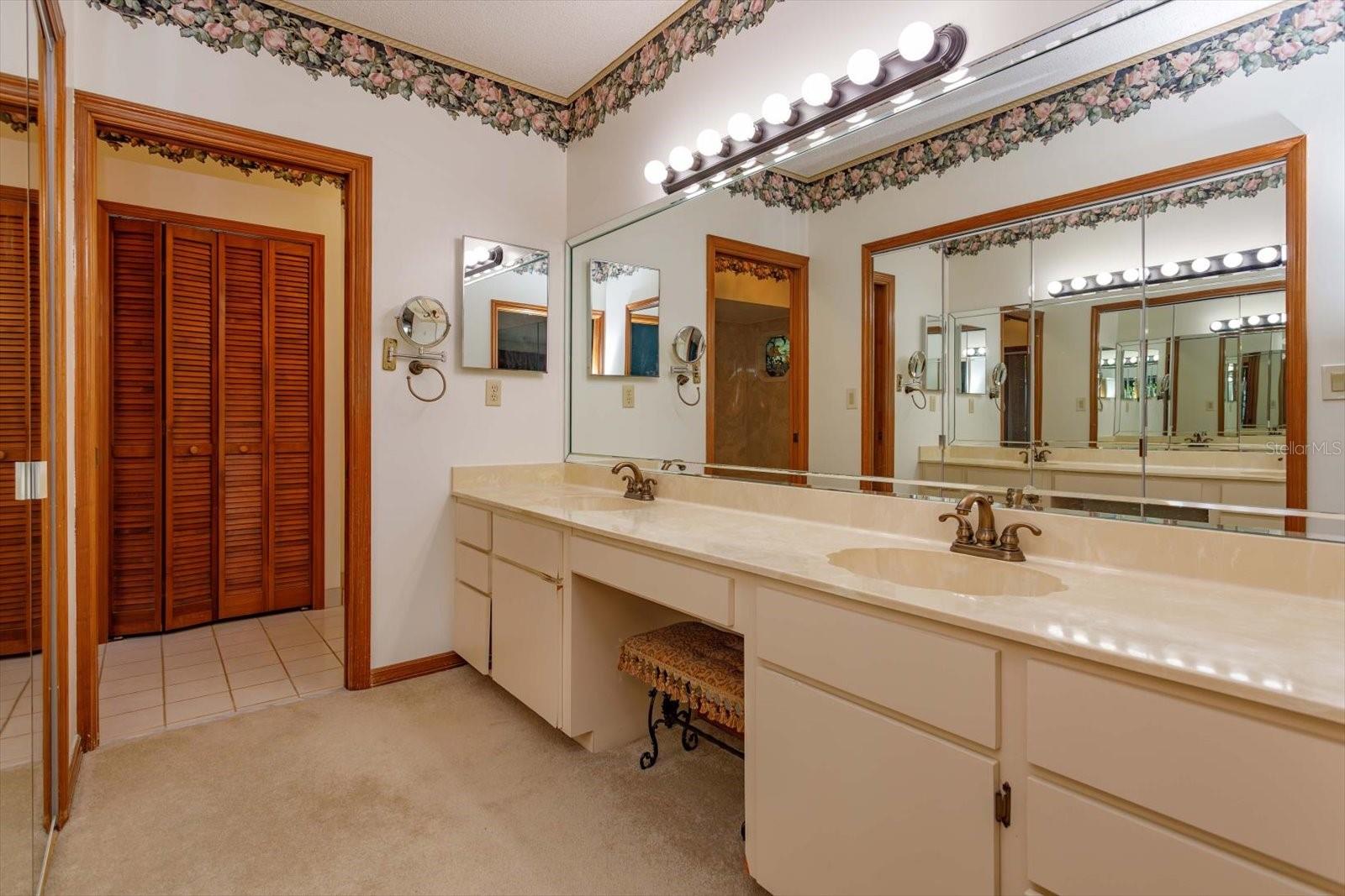 WEKIVA CLUB ESTATES SEC 05 - Residential