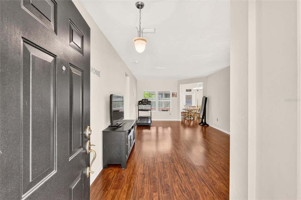 Photo of 8391 SW 75th Road, Gainesville, FL 32608 (MLS # GC542791)