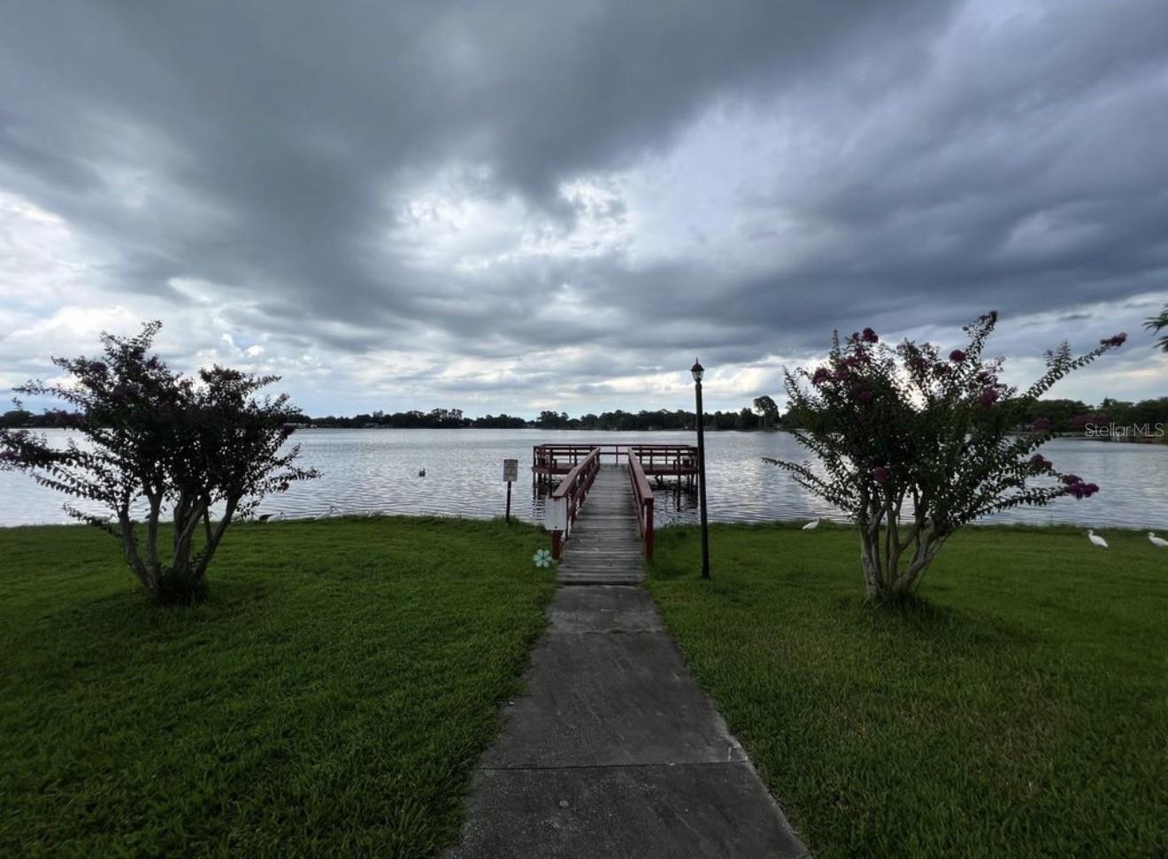 LAKE KATHRYN VILLAGE - Residential Lease