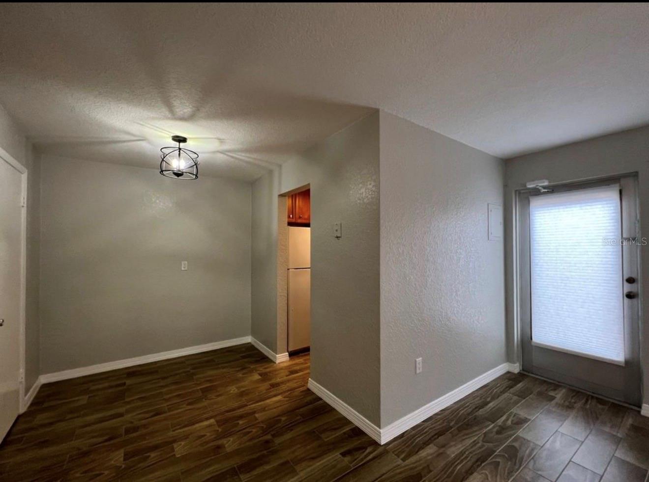 LAKE KATHRYN VILLAGE - Residential Lease