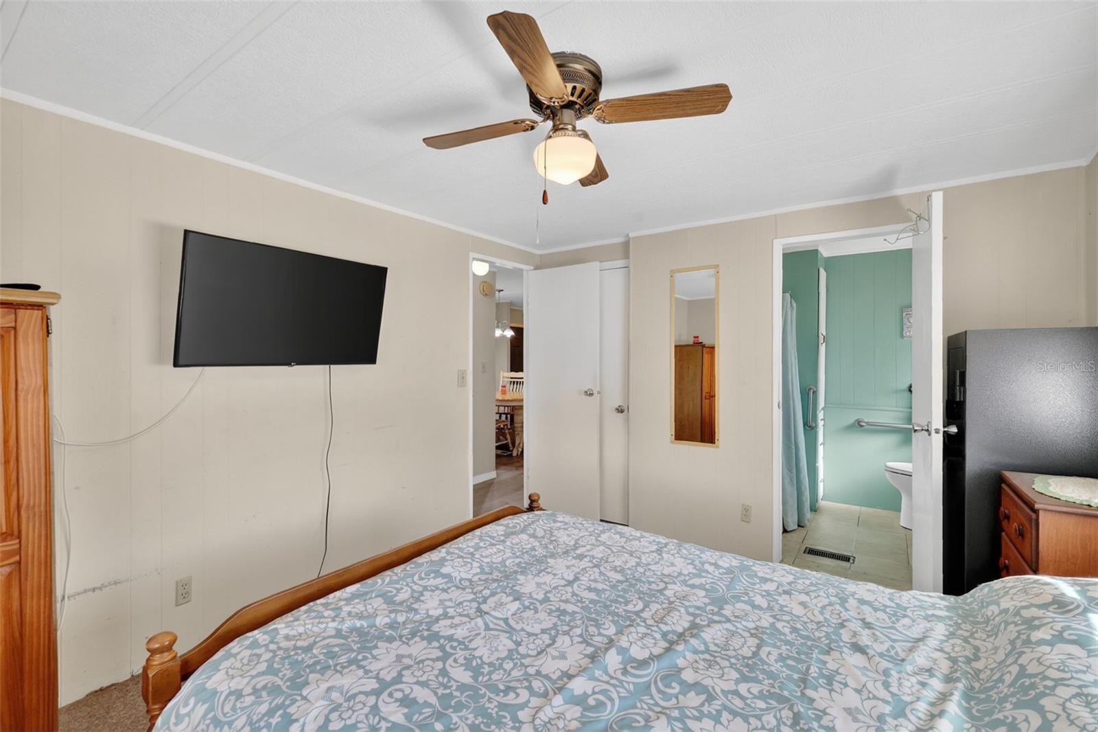 BONFIRE MOBILE HOME VILLAGE - Residential