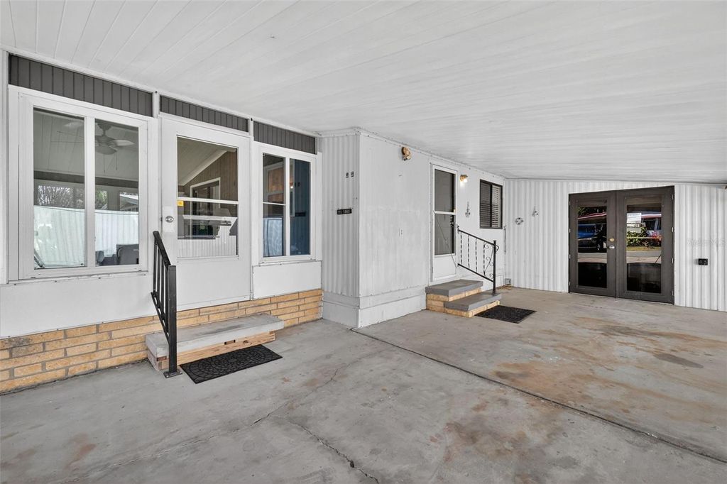 Photo of 790 Sandi Drive, Leesburg, FL 34788 (MLS # G5106668)