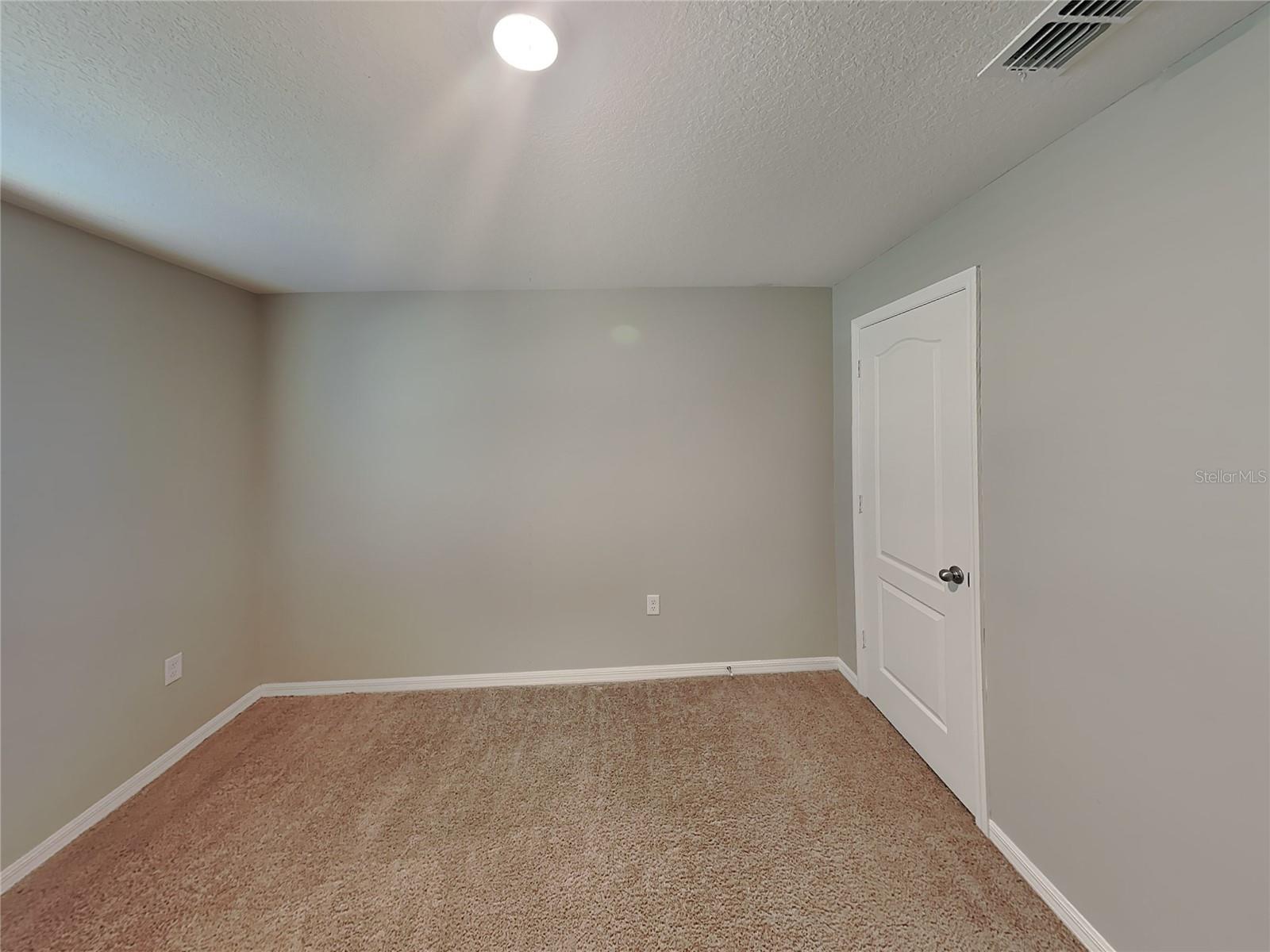 DELTONA LAKES UNIT 34 - Residential Lease