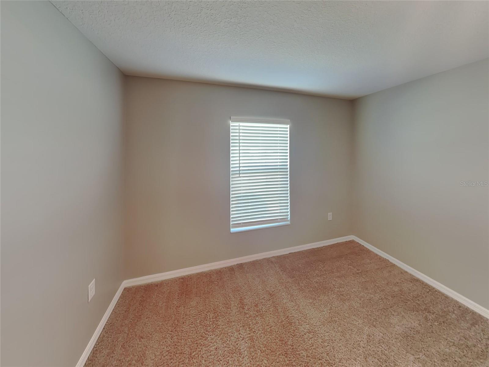 DELTONA LAKES UNIT 34 - Residential Lease