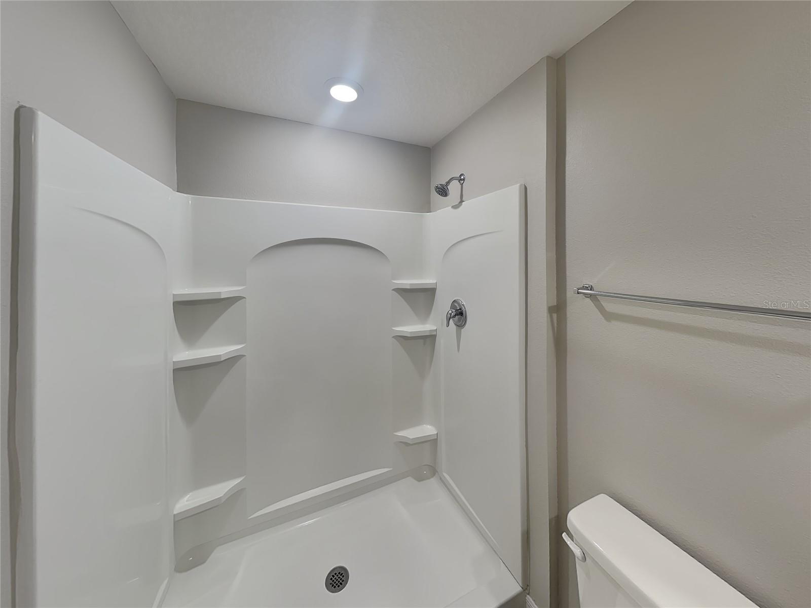 DELTONA LAKES UNIT 34 - Residential Lease