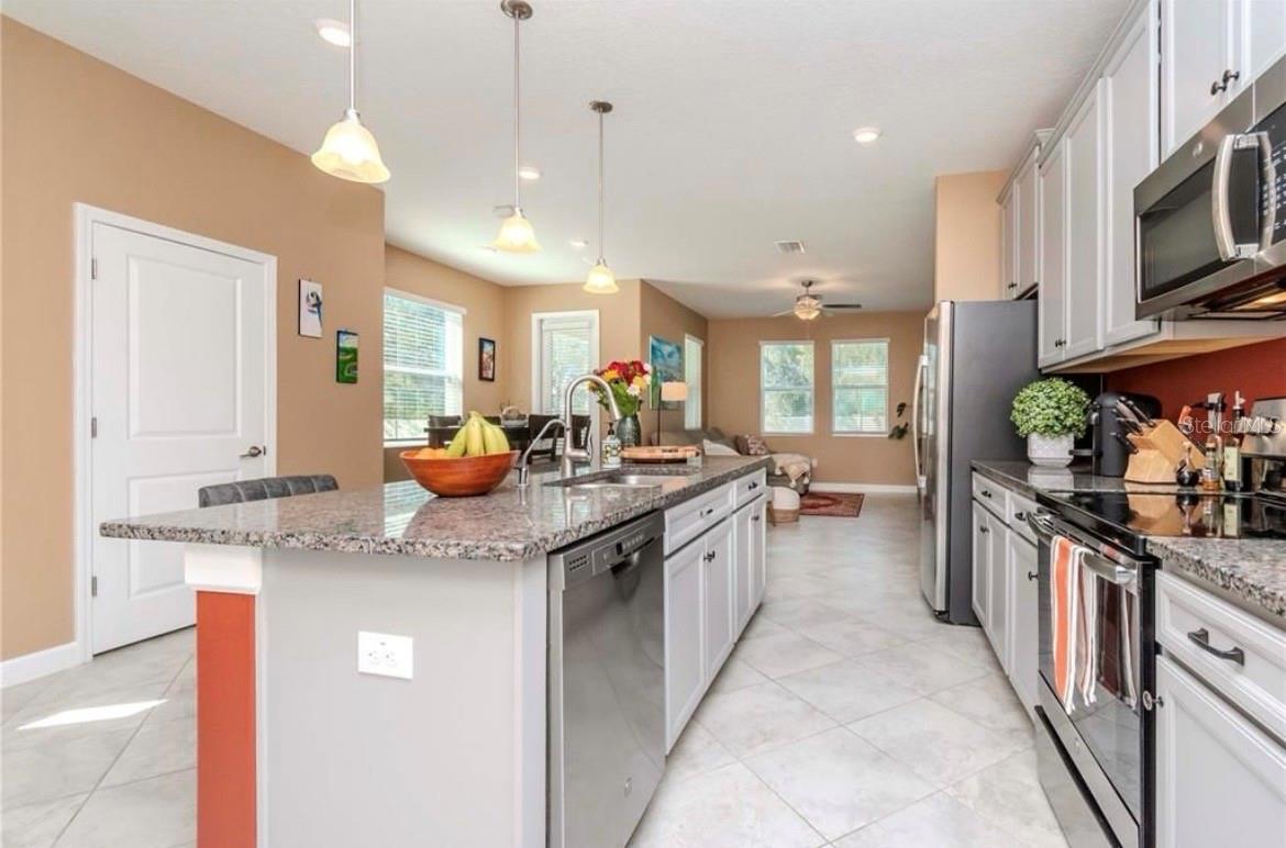 6827 CITRUS CREEK LANE