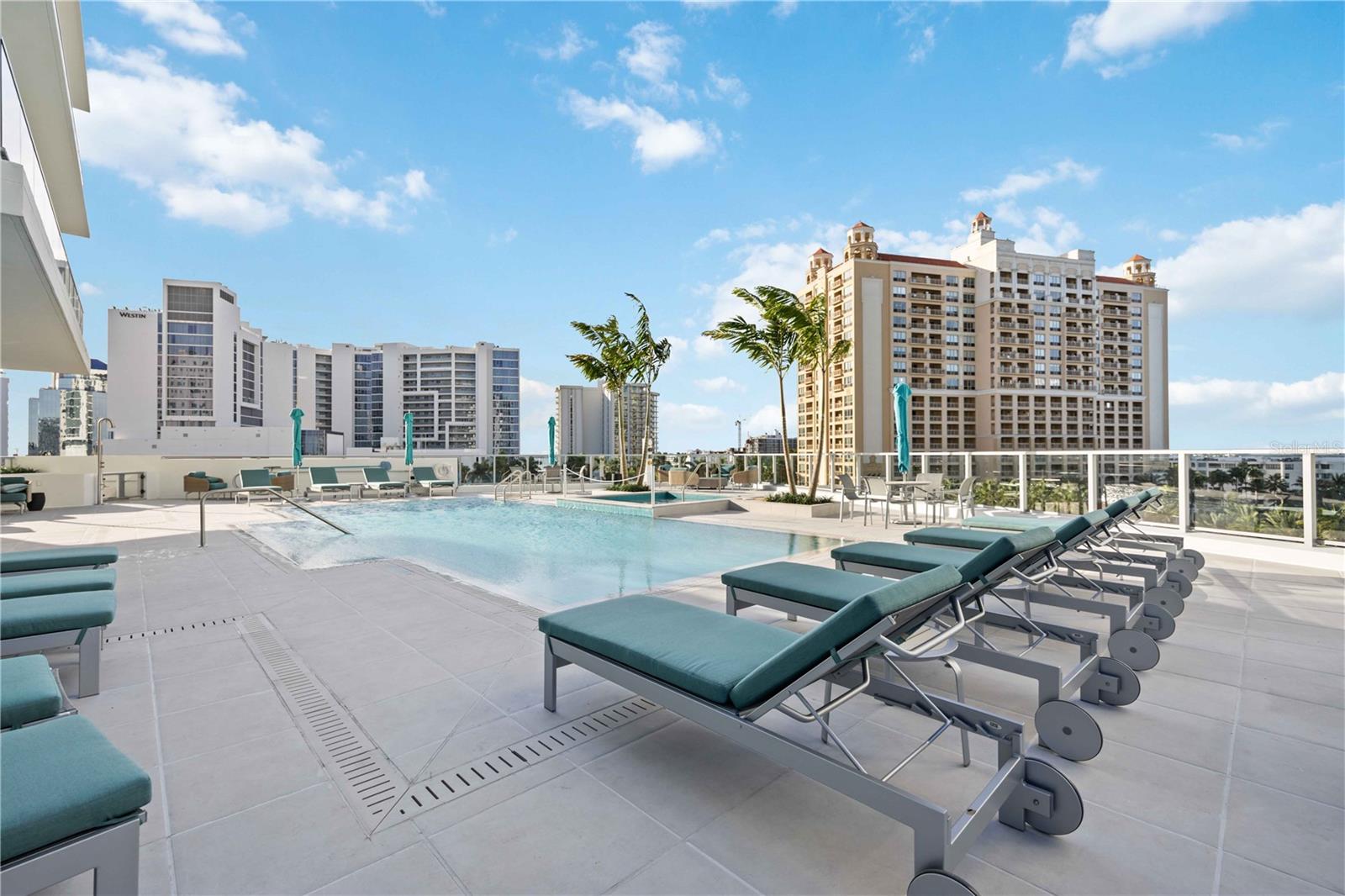 BAYSO SARASOTA - Residential