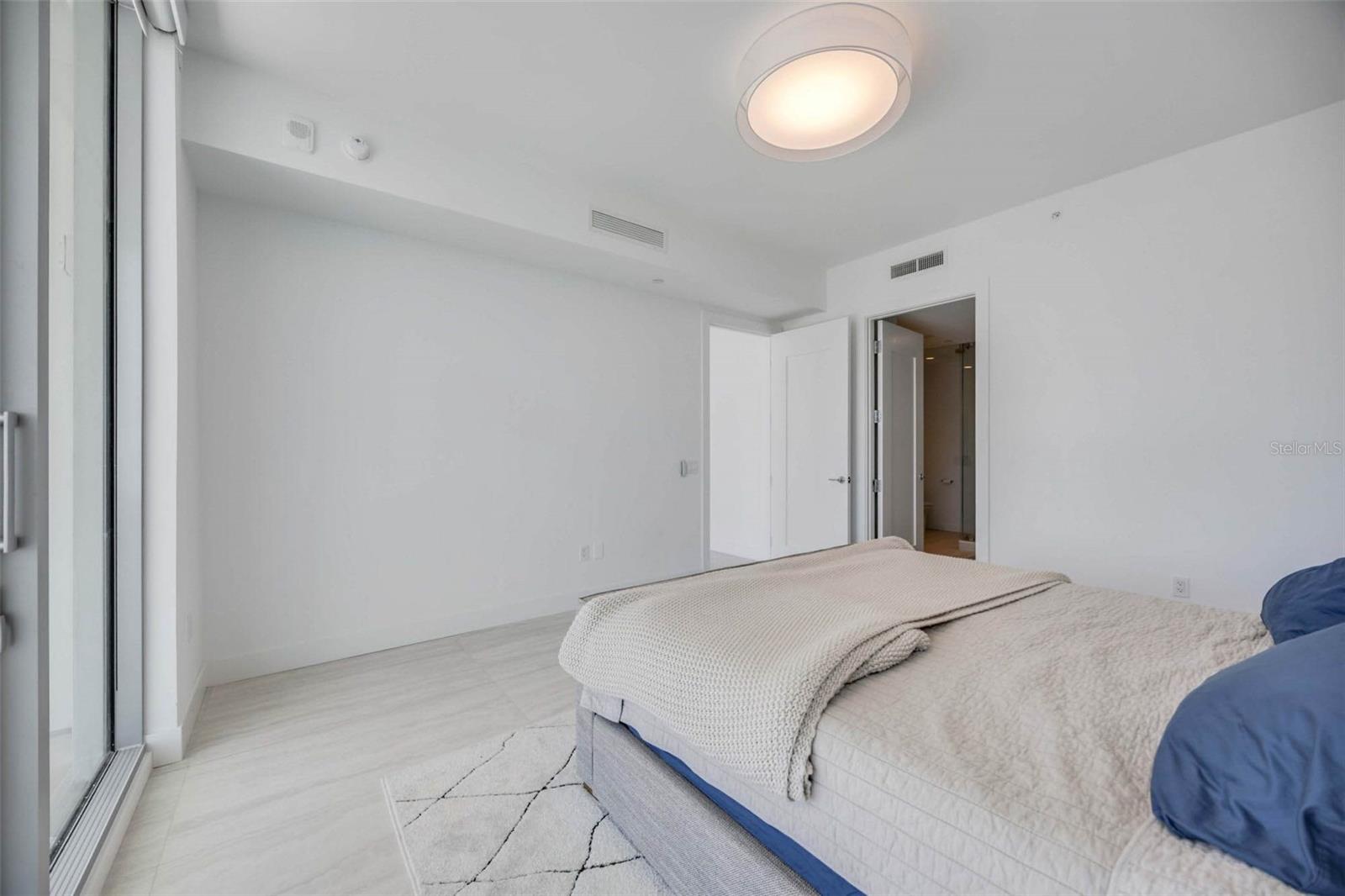 BAYSO SARASOTA - Residential