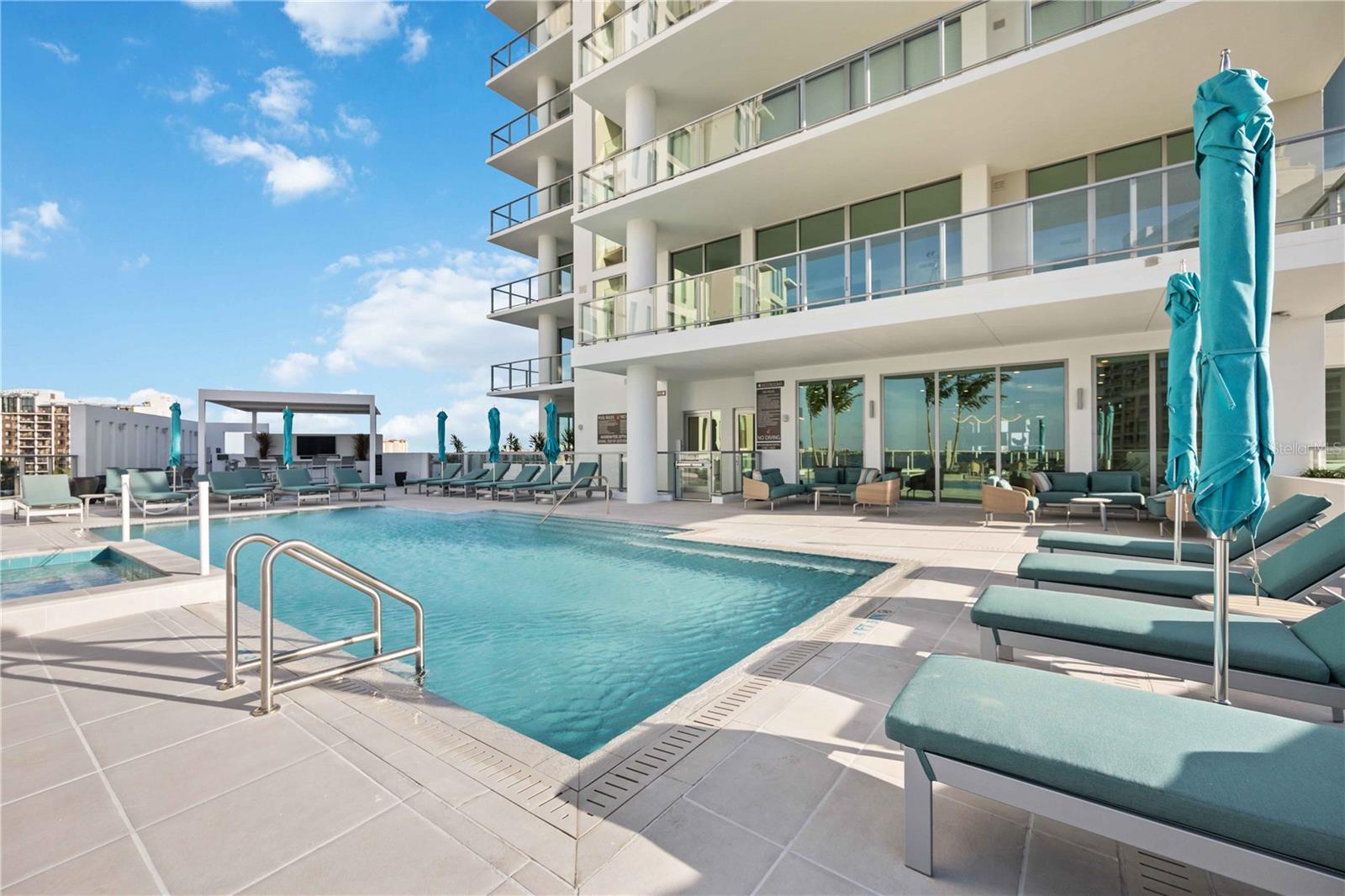 BAYSO SARASOTA - Residential