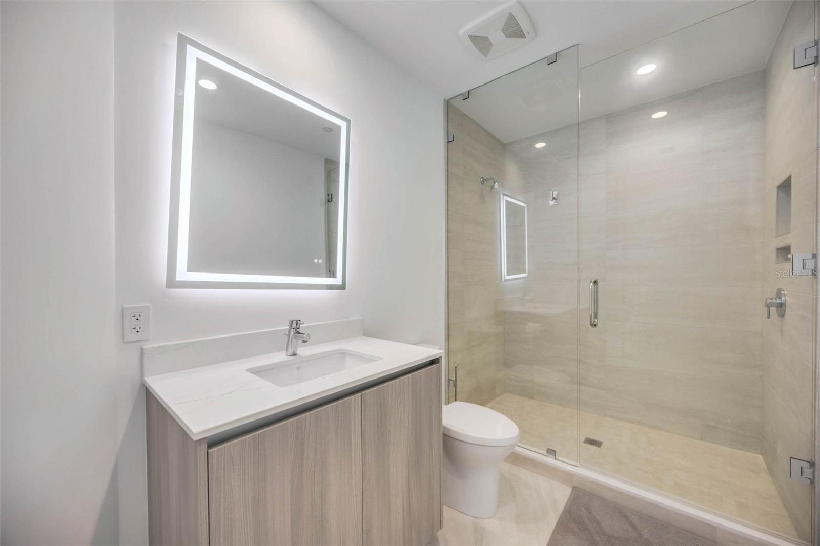 BAYSO SARASOTA - Residential