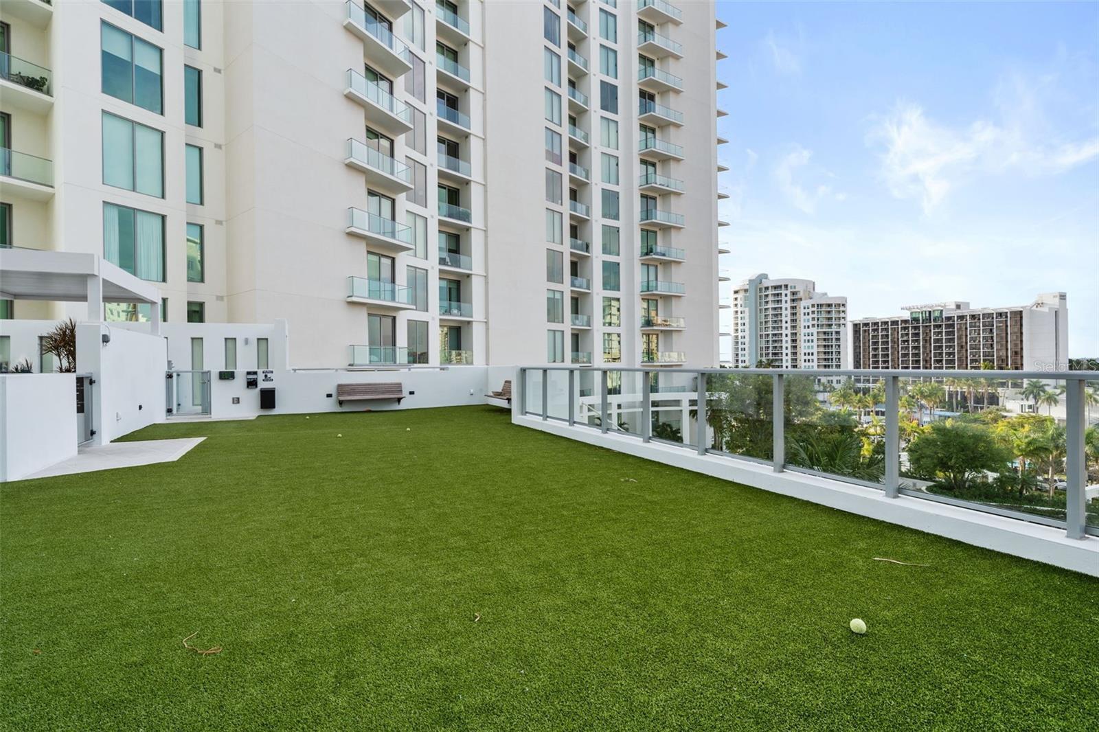 BAYSO SARASOTA - Residential