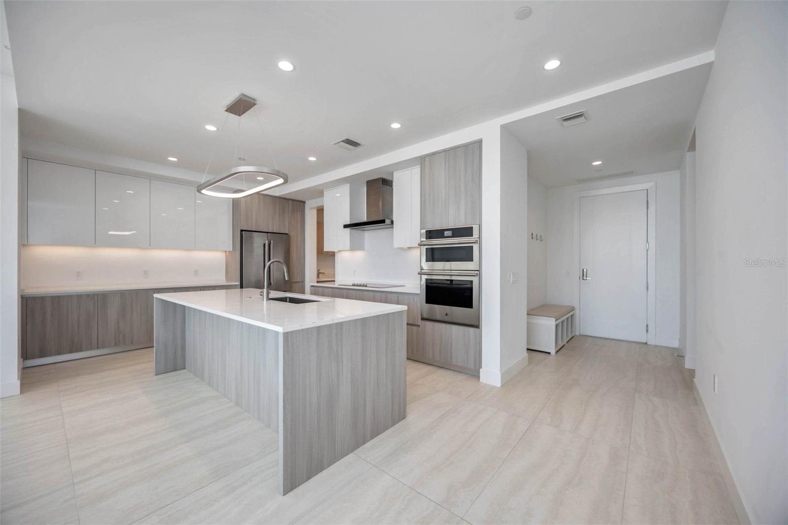 BAYSO SARASOTA - Residential