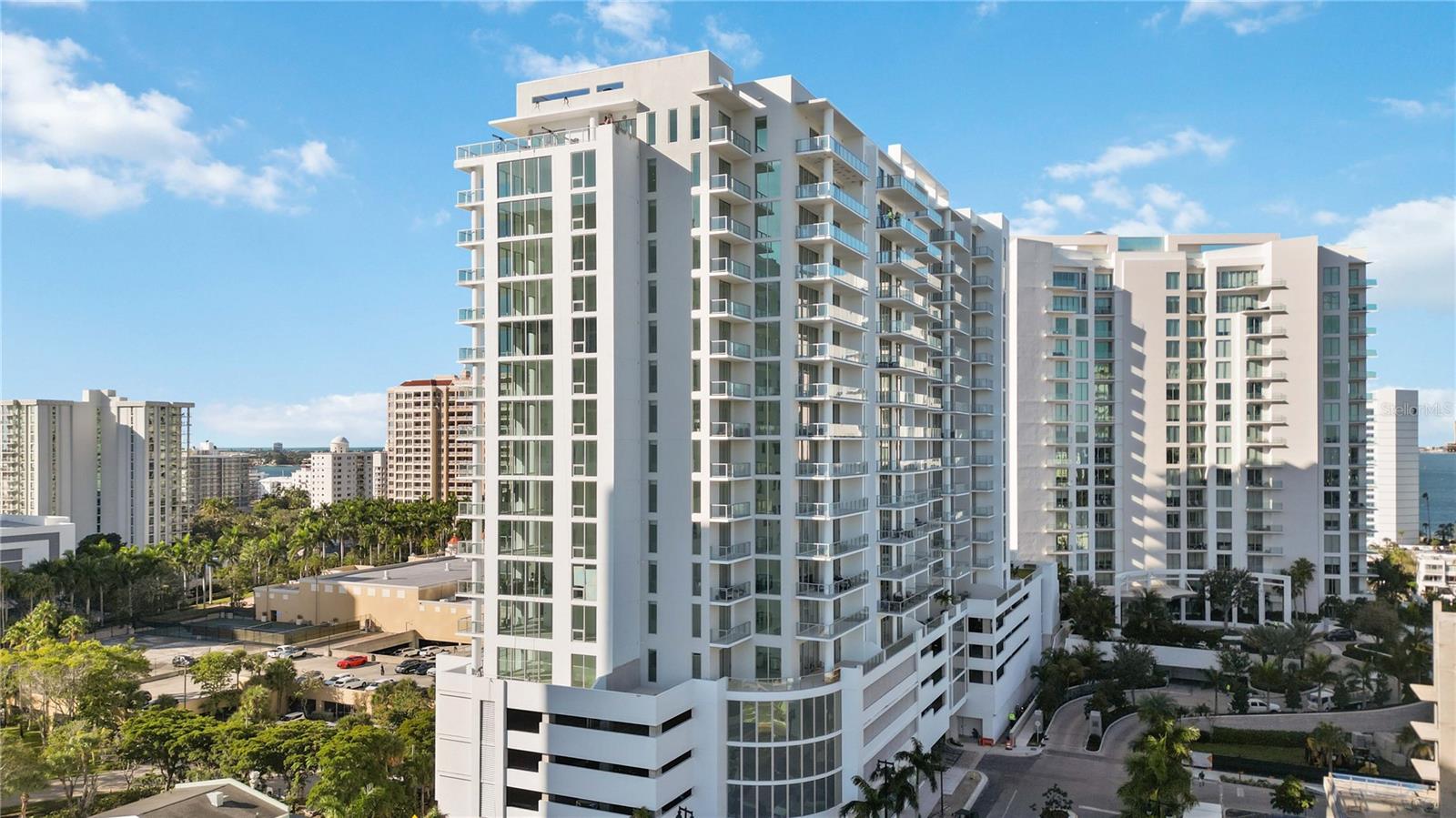 BAYSO SARASOTA - Residential