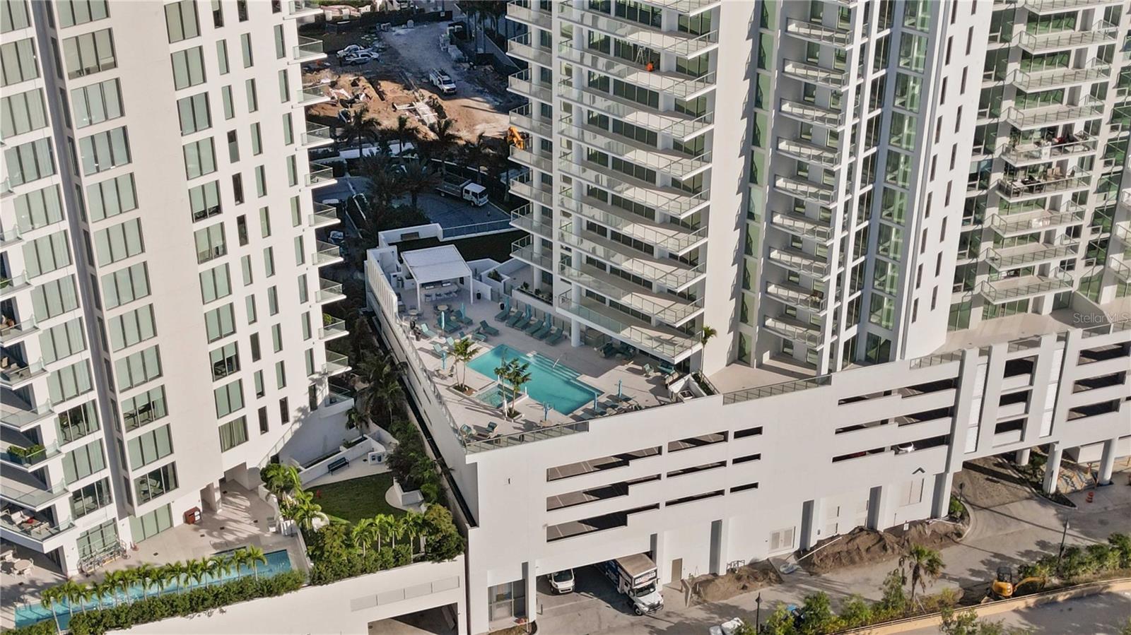 BAYSO SARASOTA - Residential