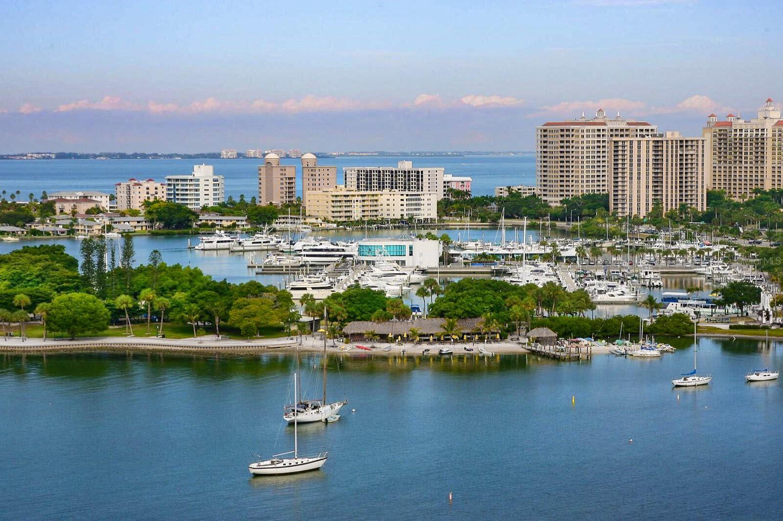 BAYSO SARASOTA - Residential