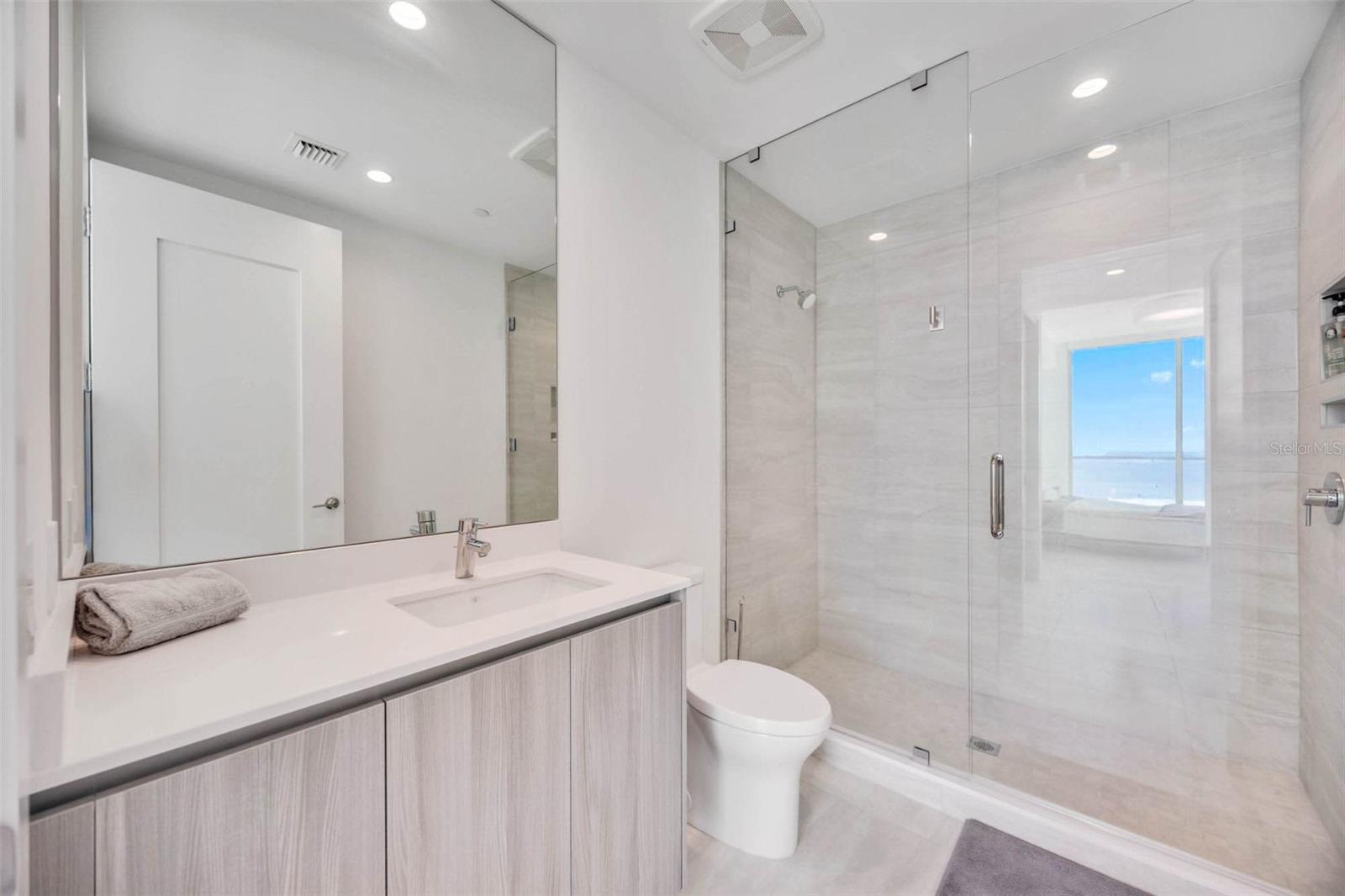 BAYSO SARASOTA - Residential