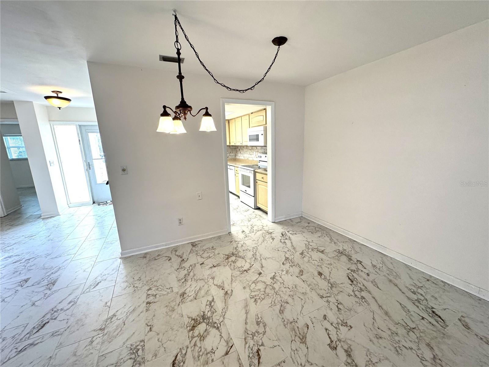 BELLEAIR PALMS TERRACE CONDO 1 - Residential Lease