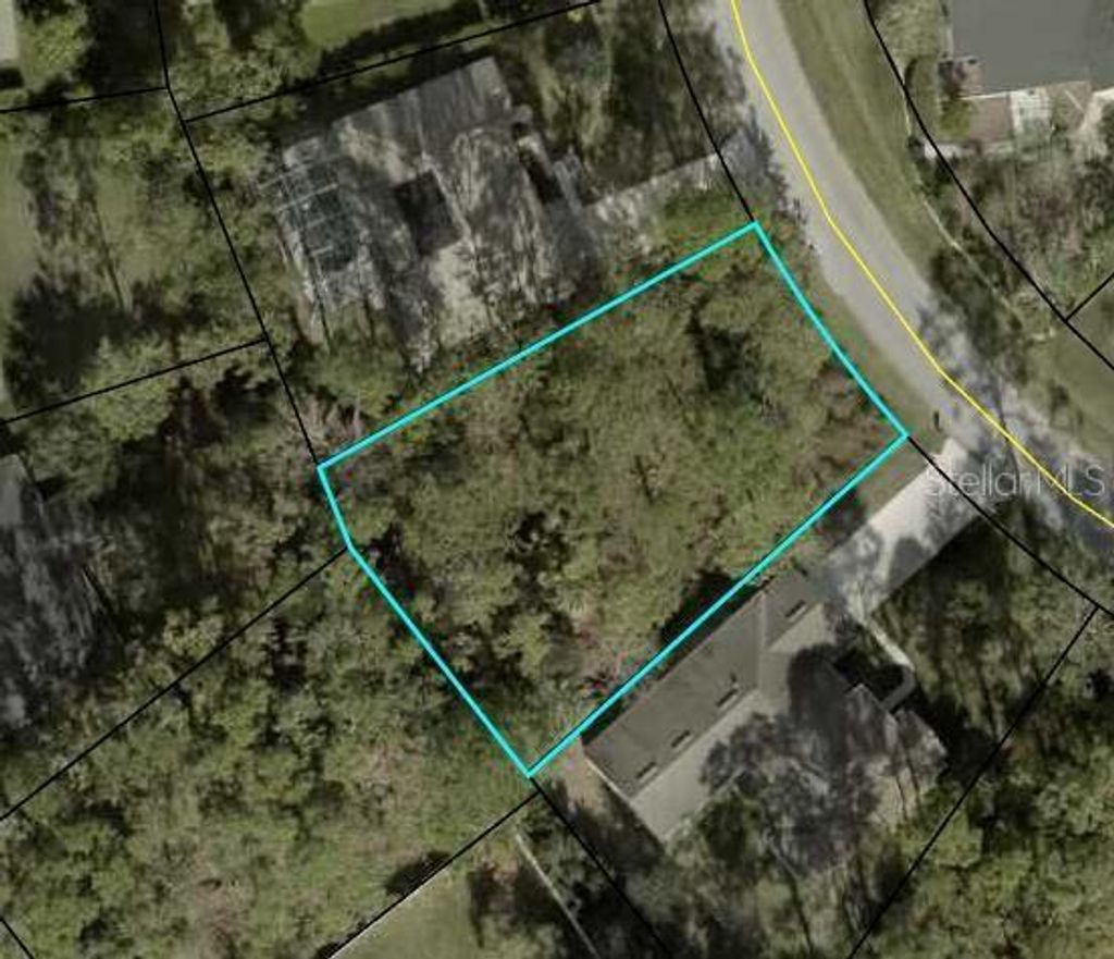 Photo of 19 Westcedar Lane, Palm Coast, FL 32164 (MLS # FC313216)