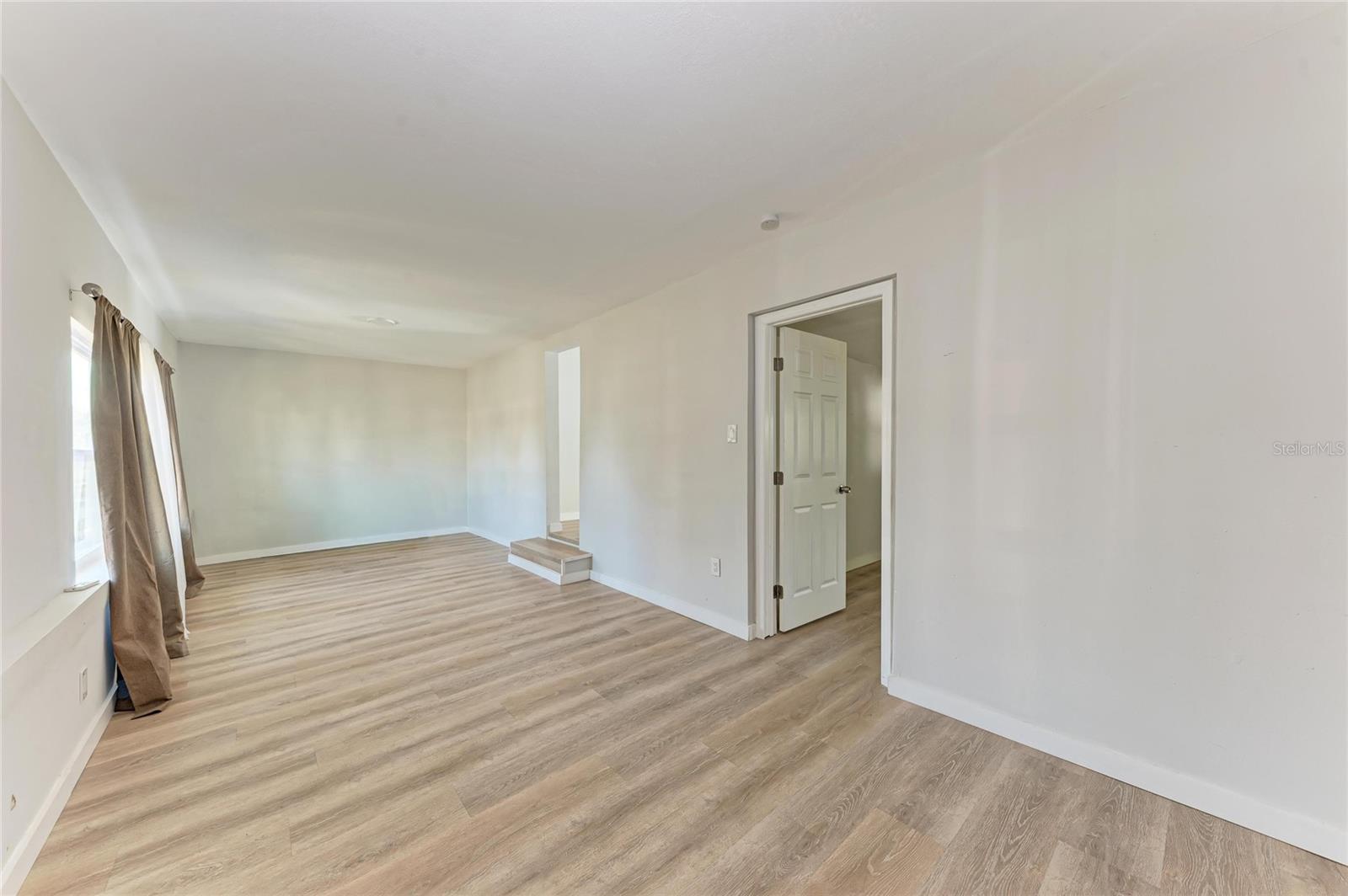 ORANGE ESTATES - Residential