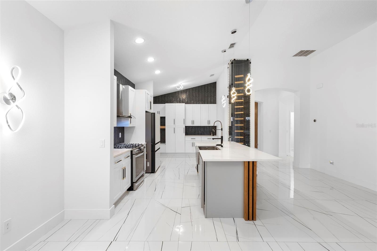 HIGHLAND RANCH/CANYONS PH 5 - Residential Lease