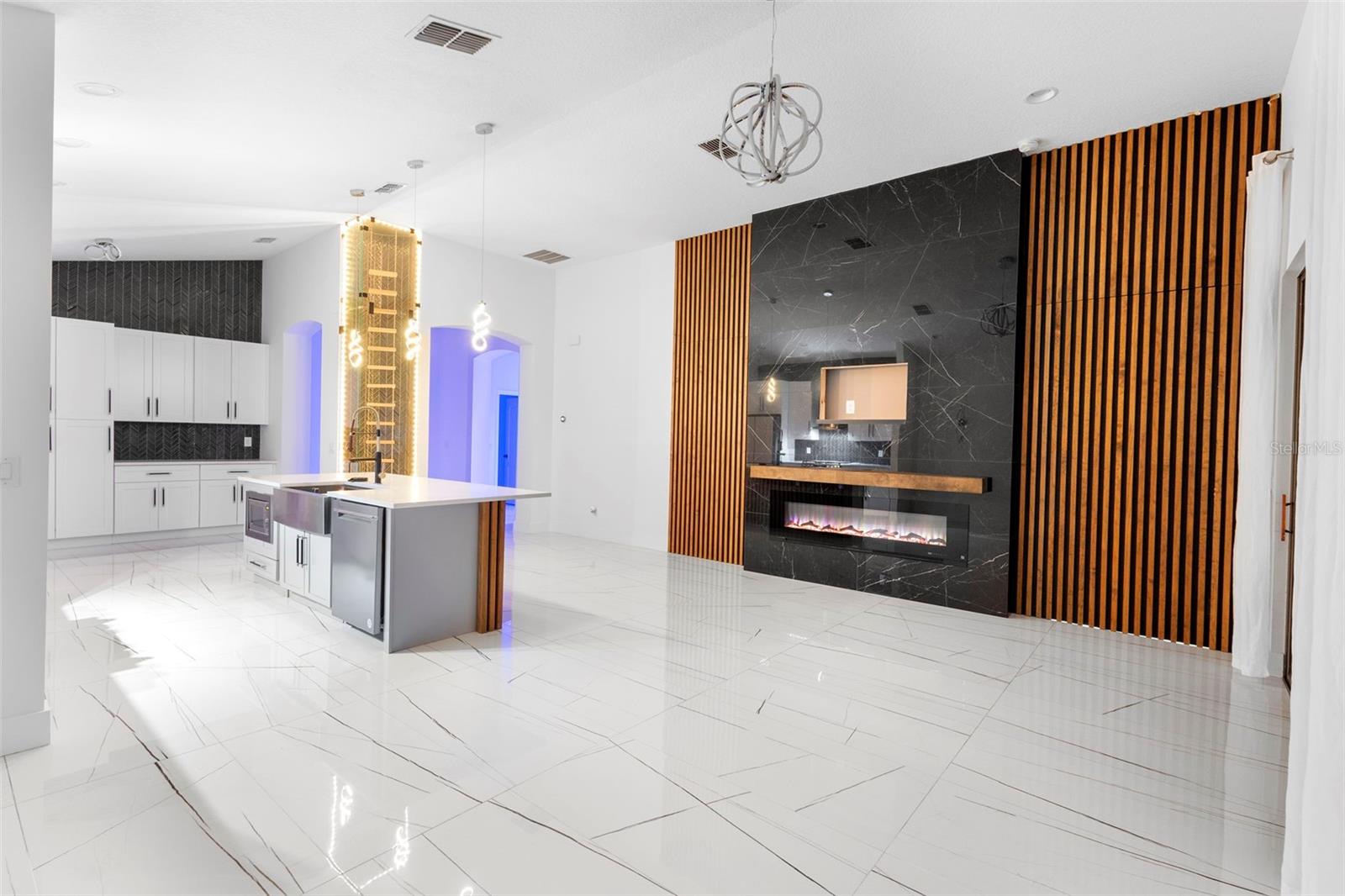 HIGHLAND RANCH/CANYONS PH 5 - Residential Lease