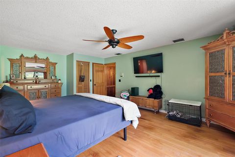 Tiny photo for 672 E Belt Avenue, Bushnell, FL 33513 (MLS # G5098130)