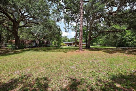 Tiny photo for 672 E Belt Avenue, Bushnell, FL 33513 (MLS # G5098130)