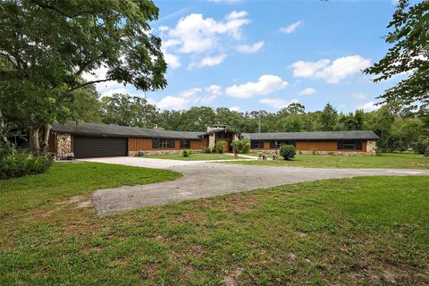 Tiny photo for 672 E Belt Avenue, Bushnell, FL 33513 (MLS # G5098130)